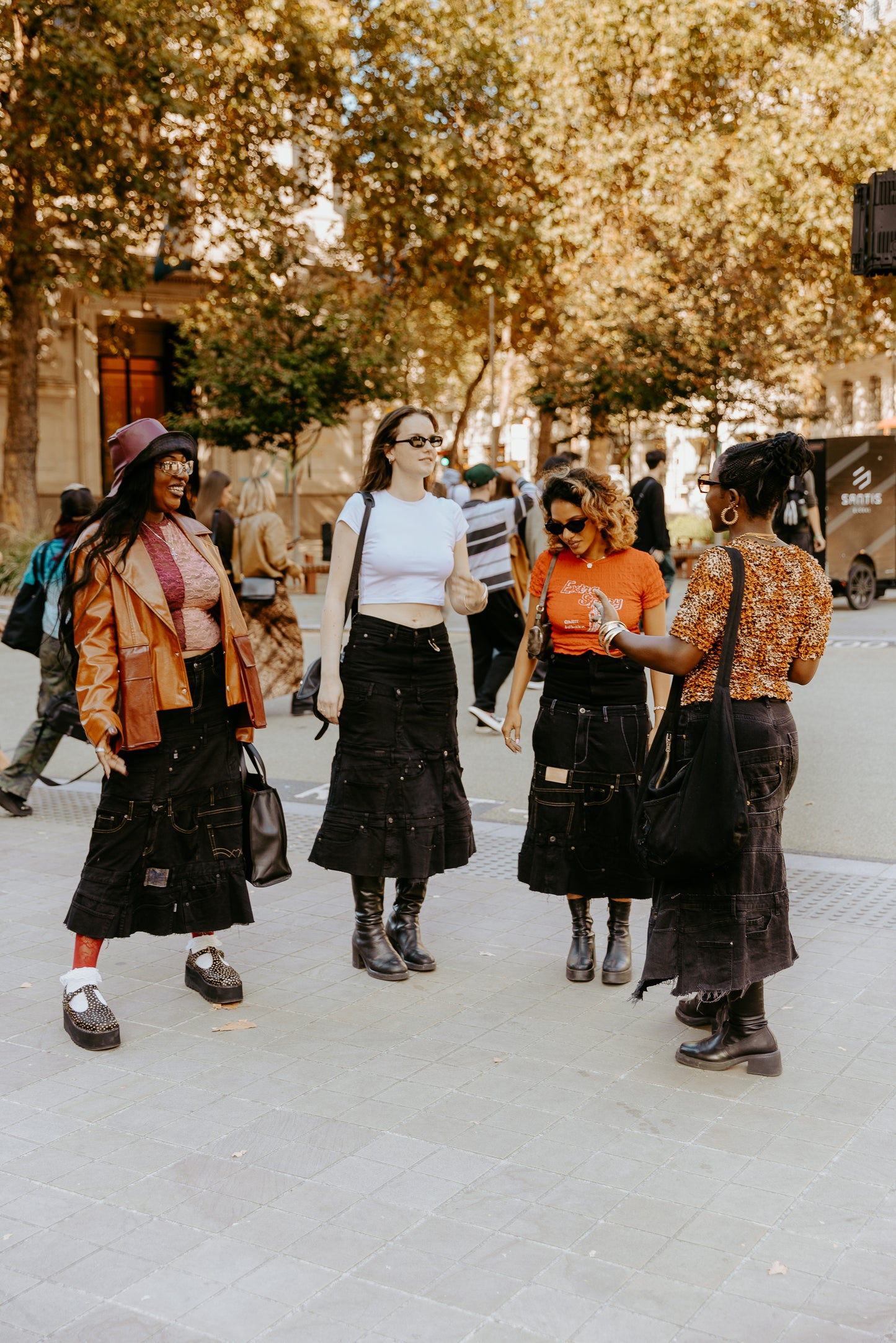 Layered midaxi skirt